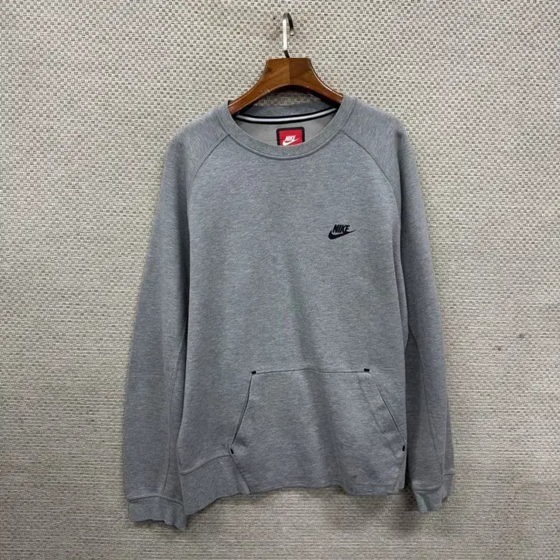 나이키 테크팩 프린팅로고 스웻셔츠 맨투맨 L A01973 상품이미지1