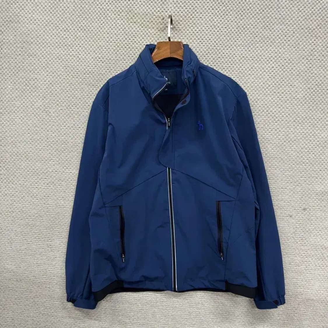 헤지스 골프 자수로고 윈드러너 바람막이 자켓 100 A01990 상품이미지1