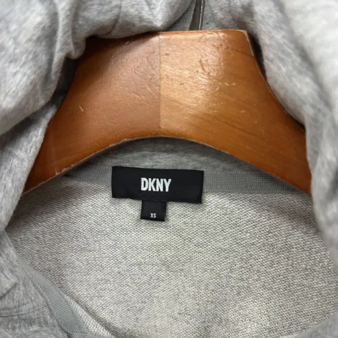 도나카란뉴욕 DKNY 캐주얼 크롭 반집업 후드티 XS A02078 상품이미지3