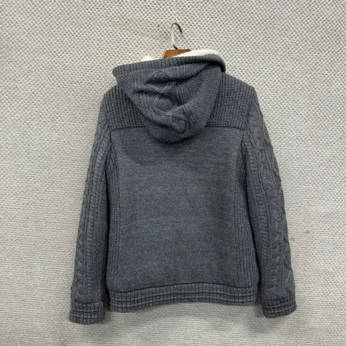 게스 캐주얼 패치로고 방풍 울 니트 후드집업 XS A02077 상품이미지2