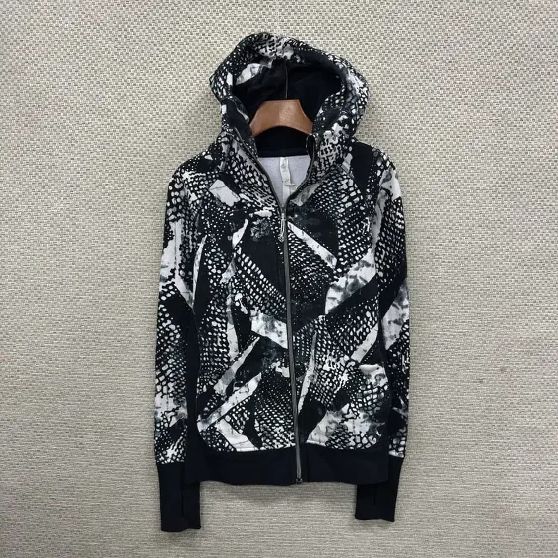 룰루레몬 트레이닝 오레오 후드집업 4 A02161 상품이미지1