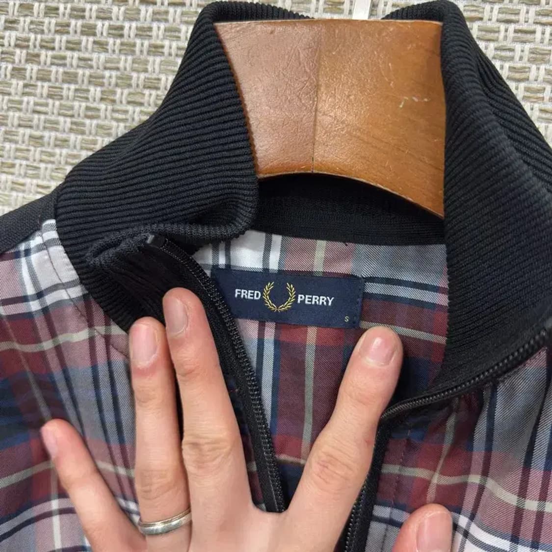 프레드페리 자수로고 홑겹 오버핏 바람막이 S A02138 상품이미지3