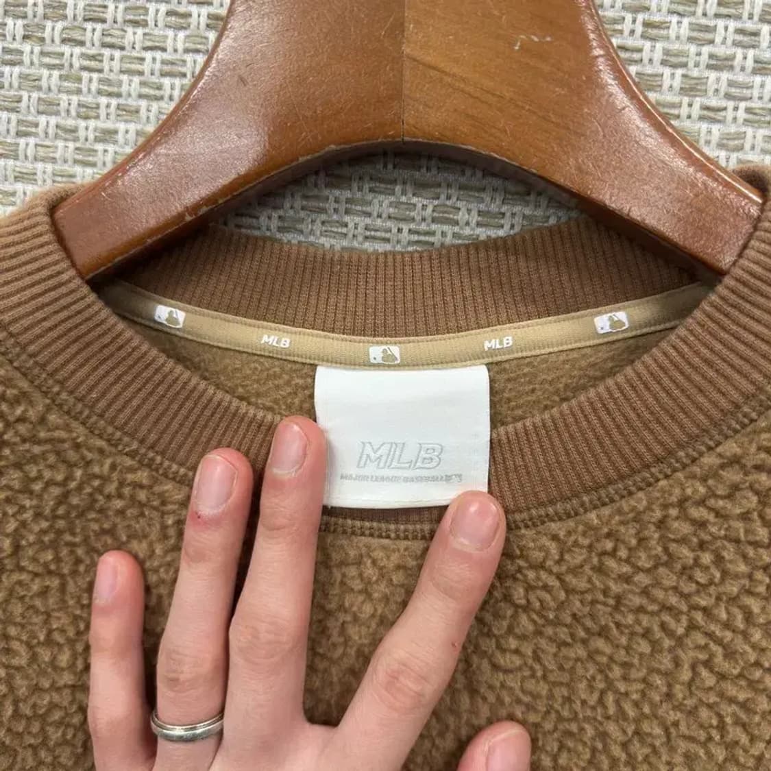 MLB 뉴욕양키스 오버핏 양털 후리스 맨투맨 S A02204 상품이미지3