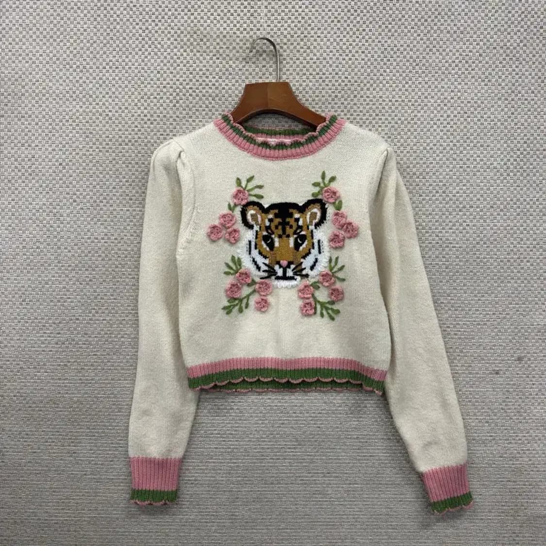 자라 ZARA 타이거 아크릴 크롭 니트 S A02205 상품이미지1