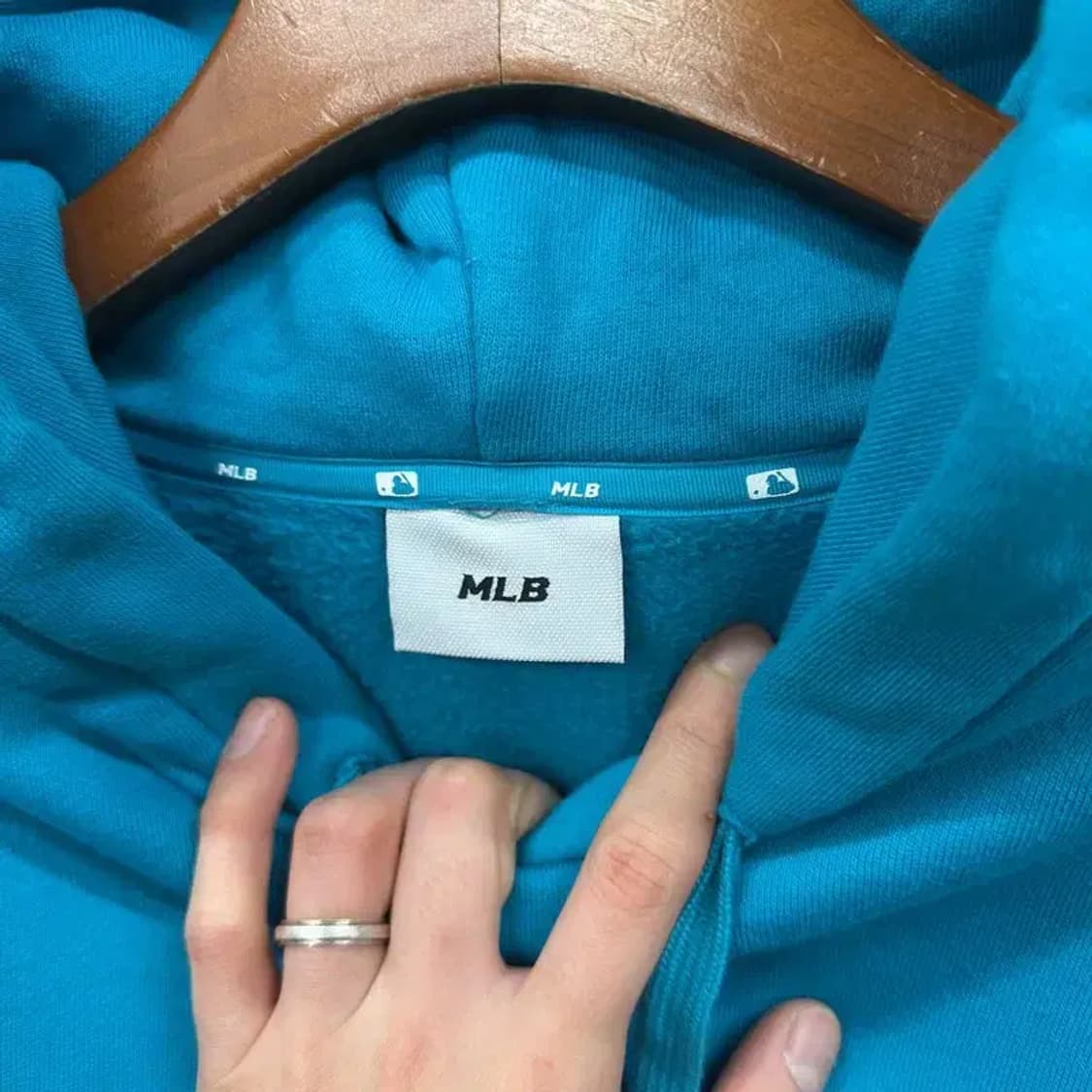 MLB 캐주얼 자수 약기모 후드티 105 A02208 상품이미지3