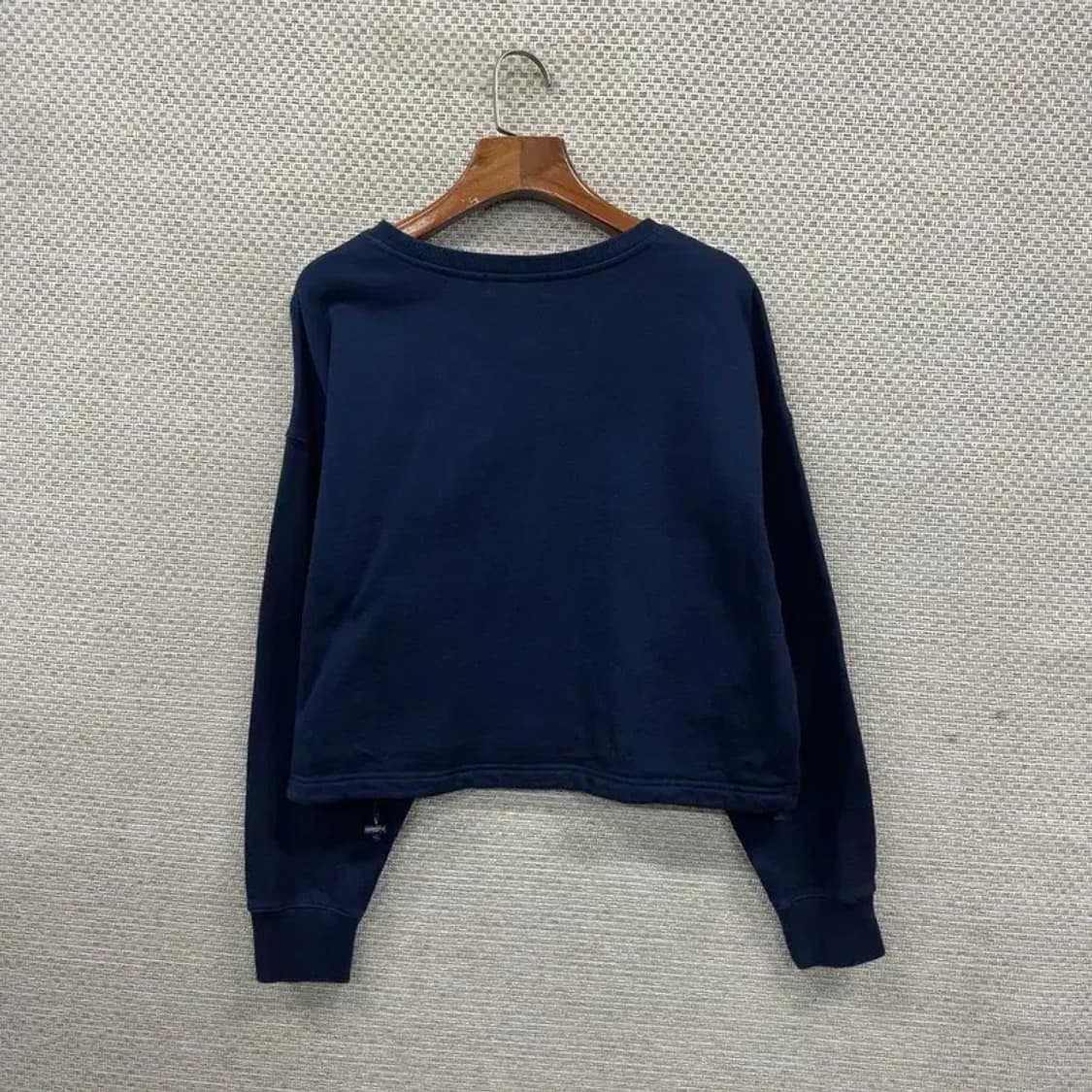 골라 빅프린팅로고 크롭 스웻셔츠 맨투맨 F A02212 상품이미지2