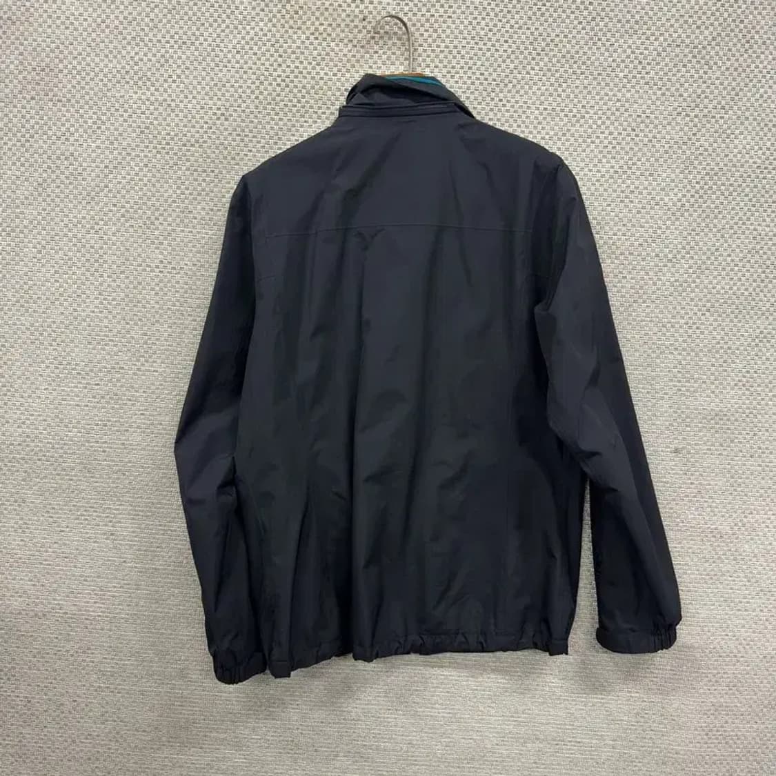 K2 아웃도어 패치로고 윈드러너 바람막이 자켓 100 A02227 상품이미지2