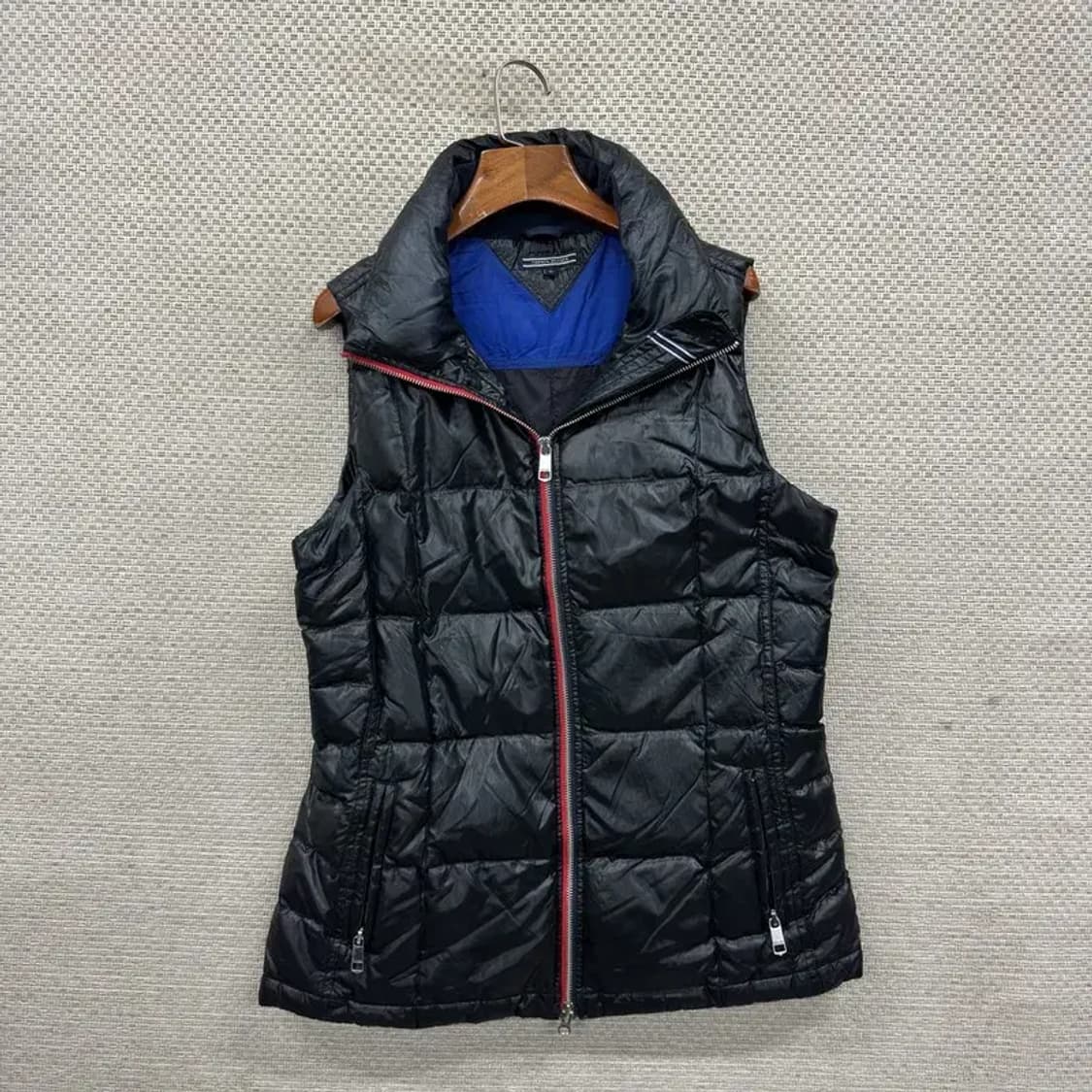 타미힐피거 캐주얼 유광 다운 패딩 조끼 베스트 M A02305 상품이미지1