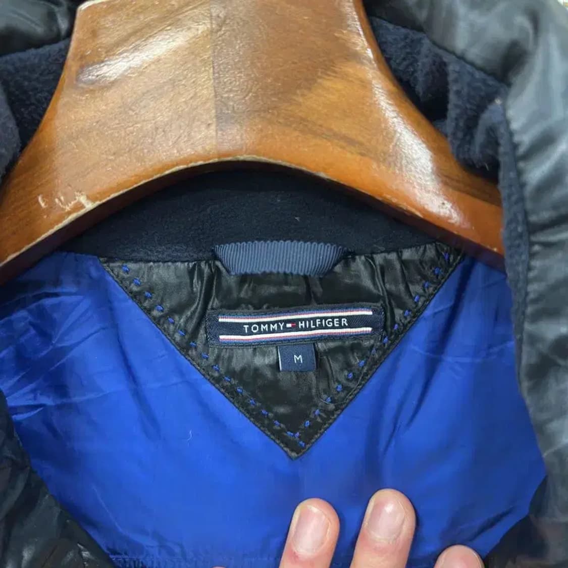 타미힐피거 캐주얼 유광 다운 패딩 조끼 베스트 M A02305 상품이미지3