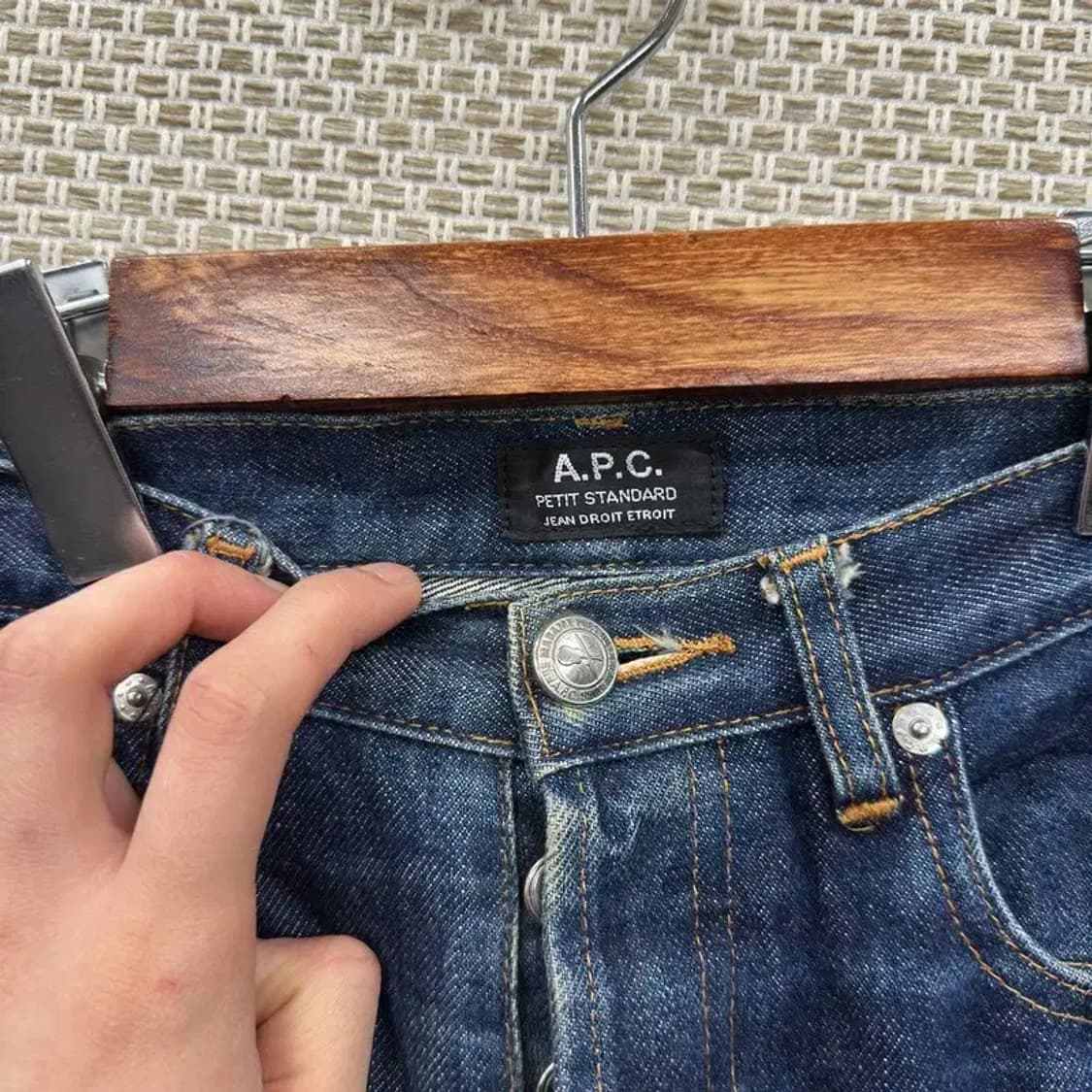 아페쎄 A.P.C 쁘티뉴 스탠다드  버튼 데님팬츠 28인치 A02320 상품이미지3