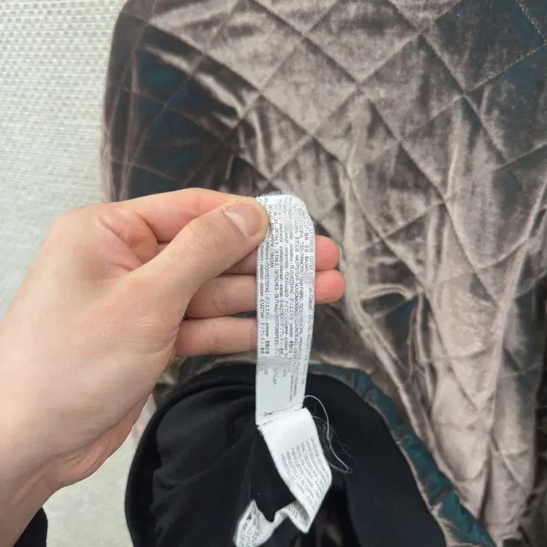 자라 ZARA 캐주얼 퀄팅 유광 벨벳 자켓 S A02362 상품이미지4