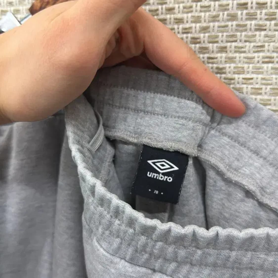 엄브로 자수로고 조거 밴딩 츄리닝바지 70 A02395 상품이미지3