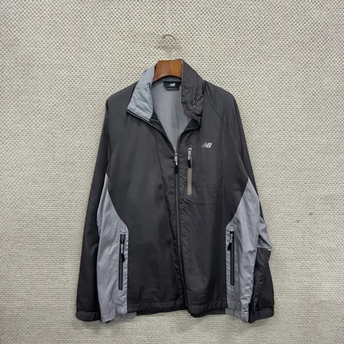 뉴발란스 프린팅로고 윈드브레이커 바람막이 자켓 M A02369 상품이미지1