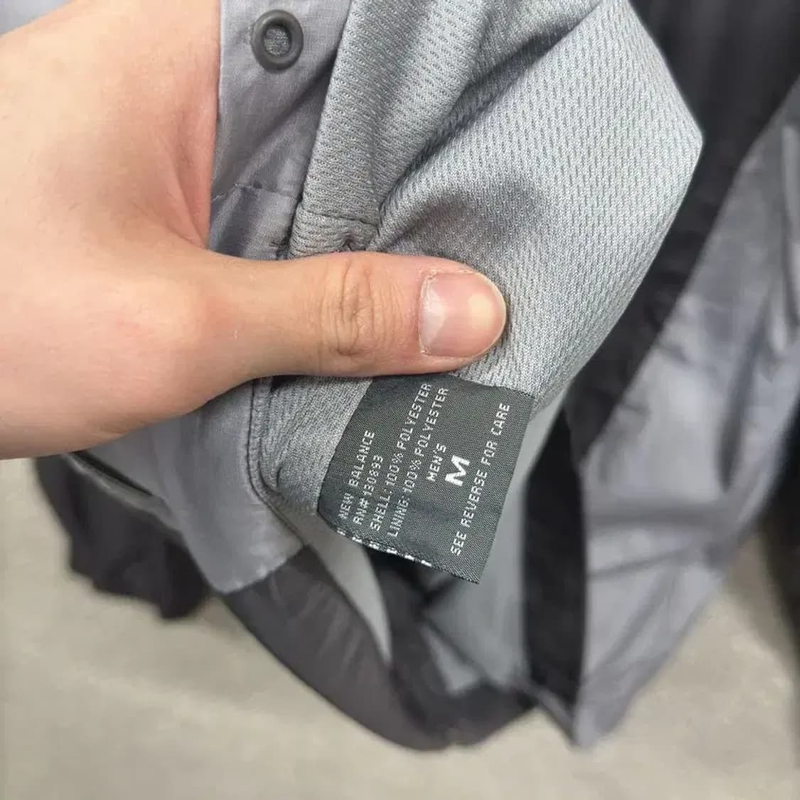 뉴발란스 프린팅로고 윈드브레이커 바람막이 자켓 M A02369 상품이미지4