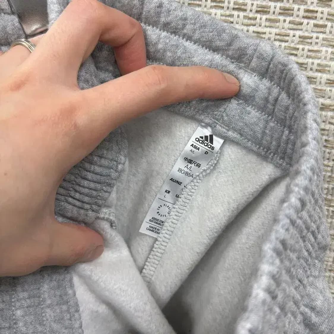 아디다스 자수로고 조거 기모 밴딩 츄리닝바지 L A02473 상품이미지3