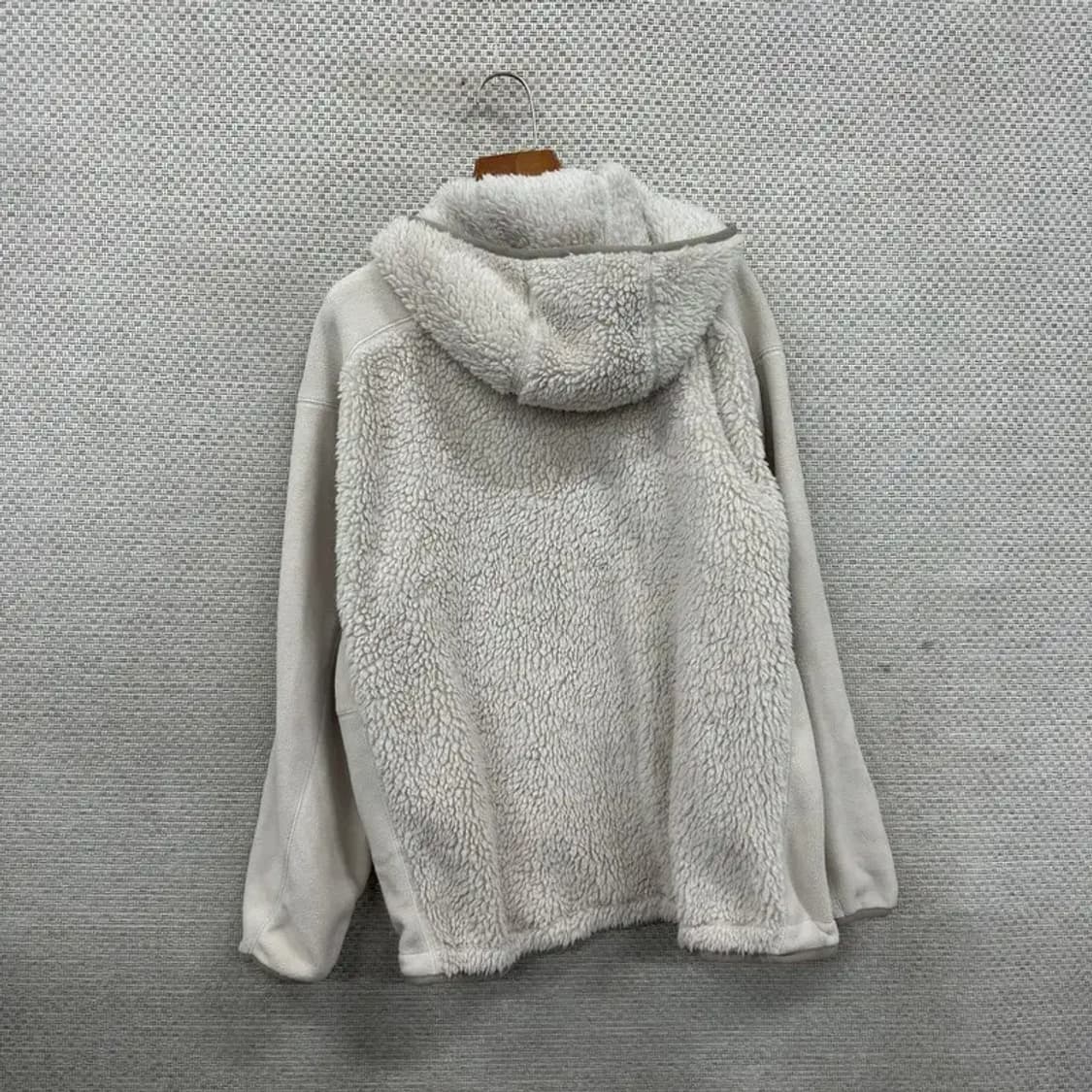 유니클로 화이트마운티니어링 양털 플리스 후리스 M A02468 상품이미지2