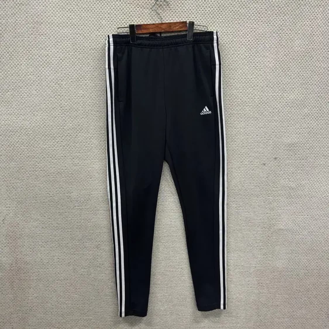 아디다스 자수로고 트랙팬츠 츄리닝바지 XL A02562 상품이미지1