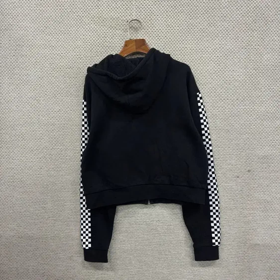 반스 캐주얼 프린팅로고 약기모 크롭 후드집업 S A02530 상품이미지2