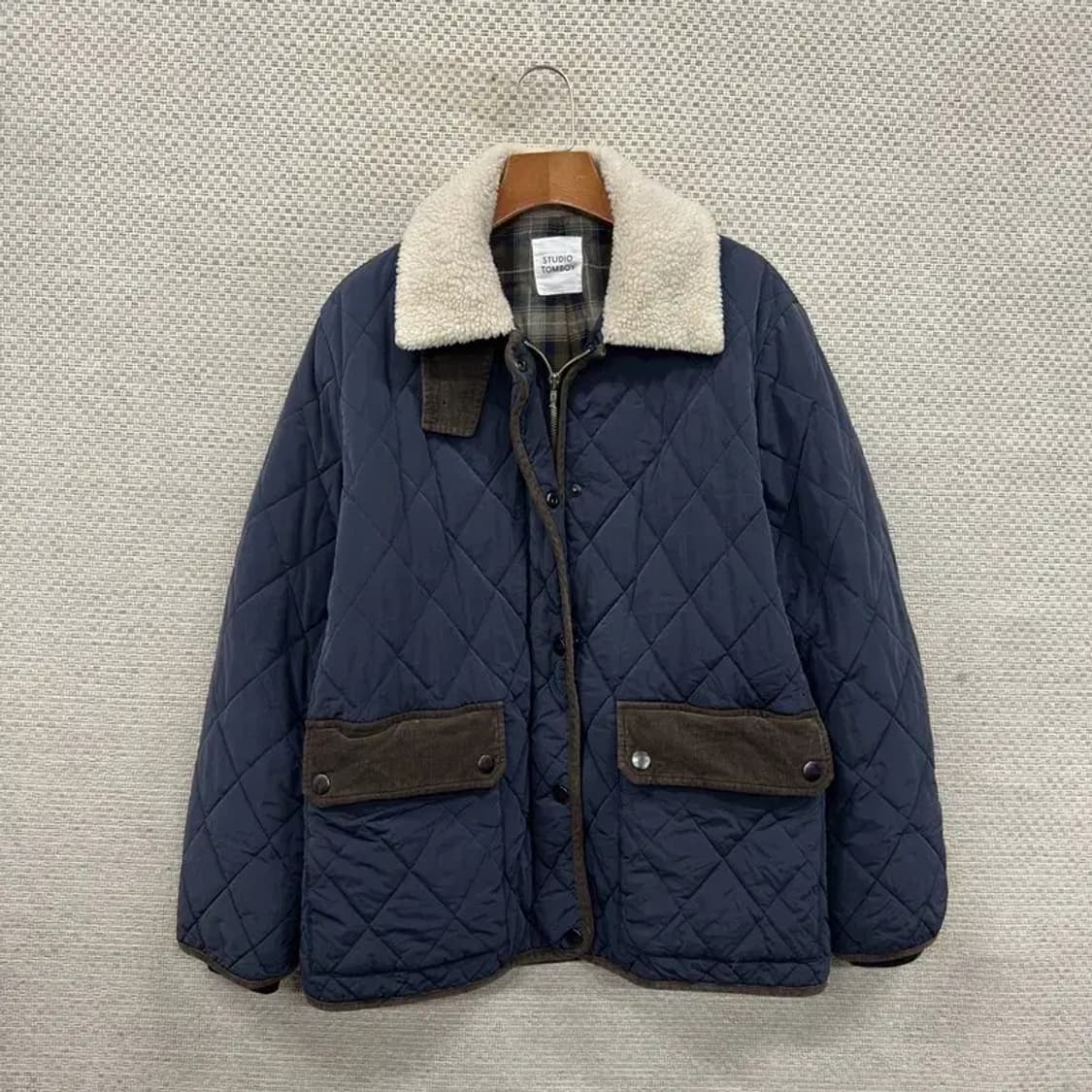 스튜디오톰보이 캐주얼 뽀글이카라 퀄팅 경량 패딩 F A02693 상품이미지1