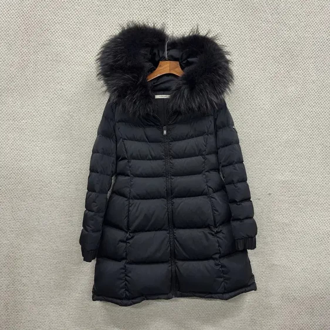 질스튜어트 너구리퍼 거위털 구스다운 롱 패딩 85 A02774 상품이미지1