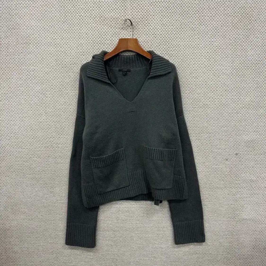 코스 COS 캐주얼 브이넥 울 니트 스웨터 S A02776 상품이미지1