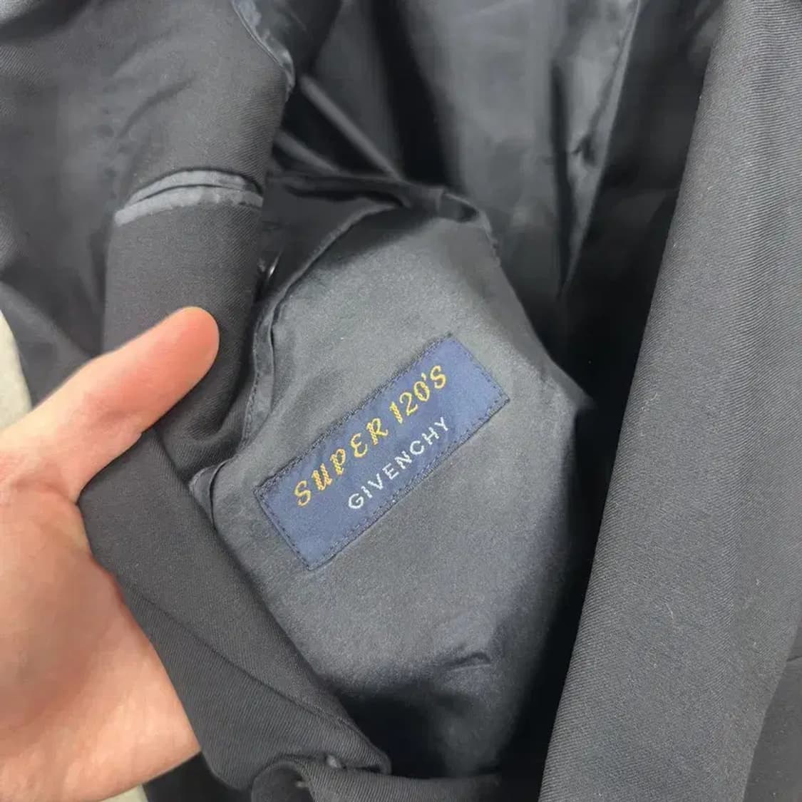 지방시 올드스쿨 버튼 블레이저 자켓 100 A02866 상품이미지3