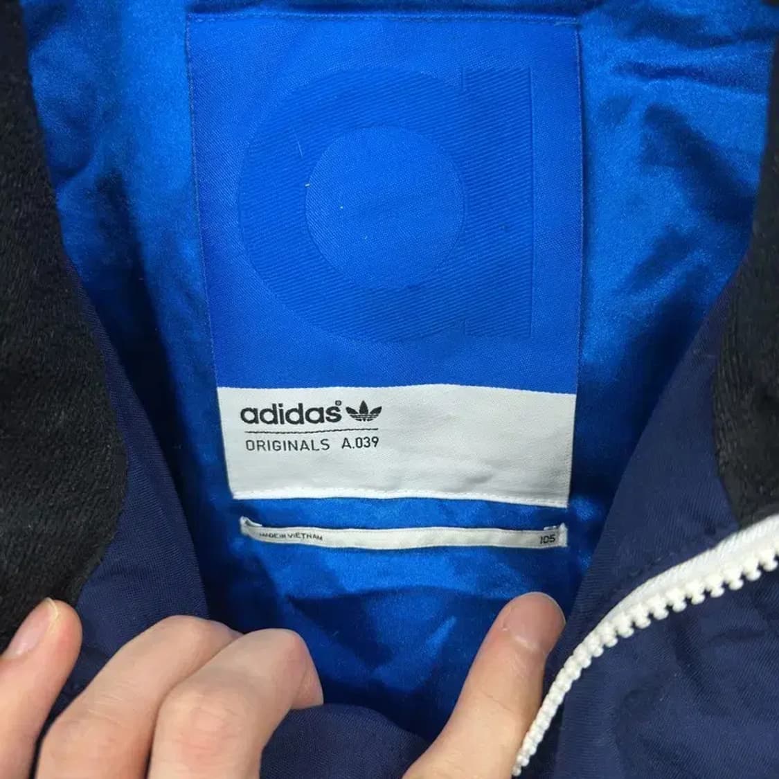 아디다스 캐주얼 오리털 덕다운 패딩 점퍼 105 A02927 상품이미지3