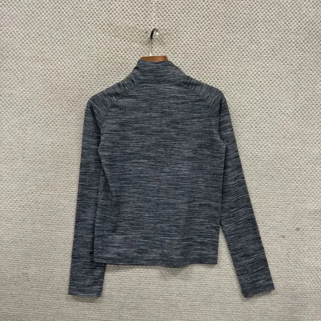 갭 GAP 트레이닝 반집업 스판 긴팔티 L A02947 상품이미지2