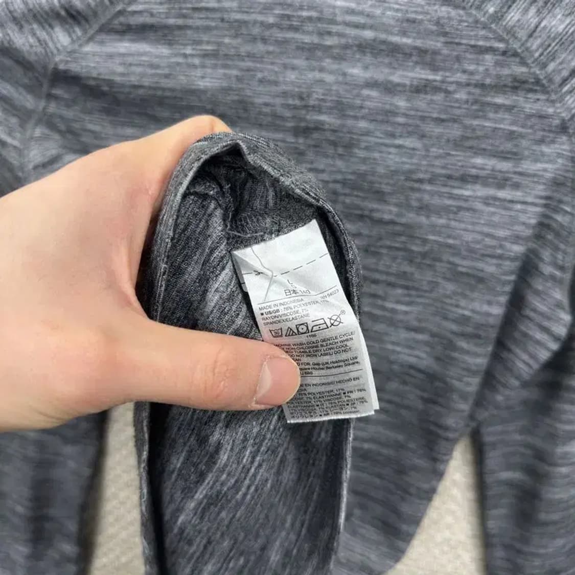 갭 GAP 트레이닝 반집업 스판 긴팔티 L A02947 상품이미지4