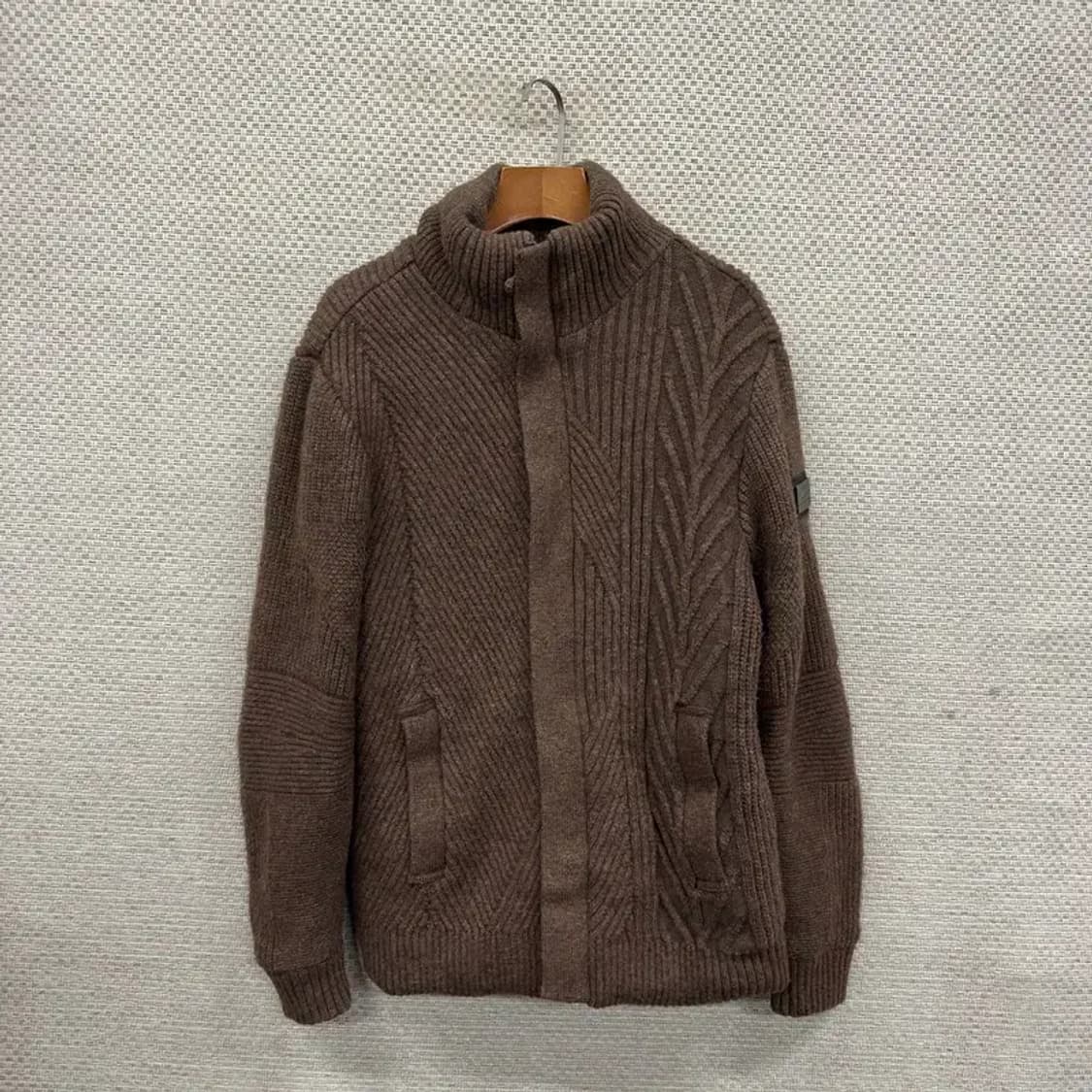 장미쉘바스키아 은장로고 울 니트 점퍼 95 A03008 상품이미지1