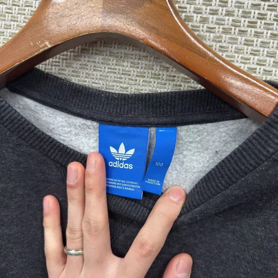 아디다스 캐주얼 자수로고 약기모 스웻셔츠 맨투맨 100 A03014 상품이미지3