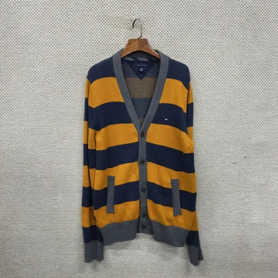 타미힐피거 캐주얼 자수로고 단가라 니트 가디건 M A03088 상품이미지1