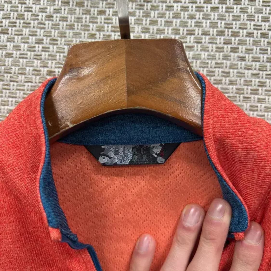 블랙야크 아웃도어 자수로고 반집업 긴팔티 90 A03107 상품이미지3