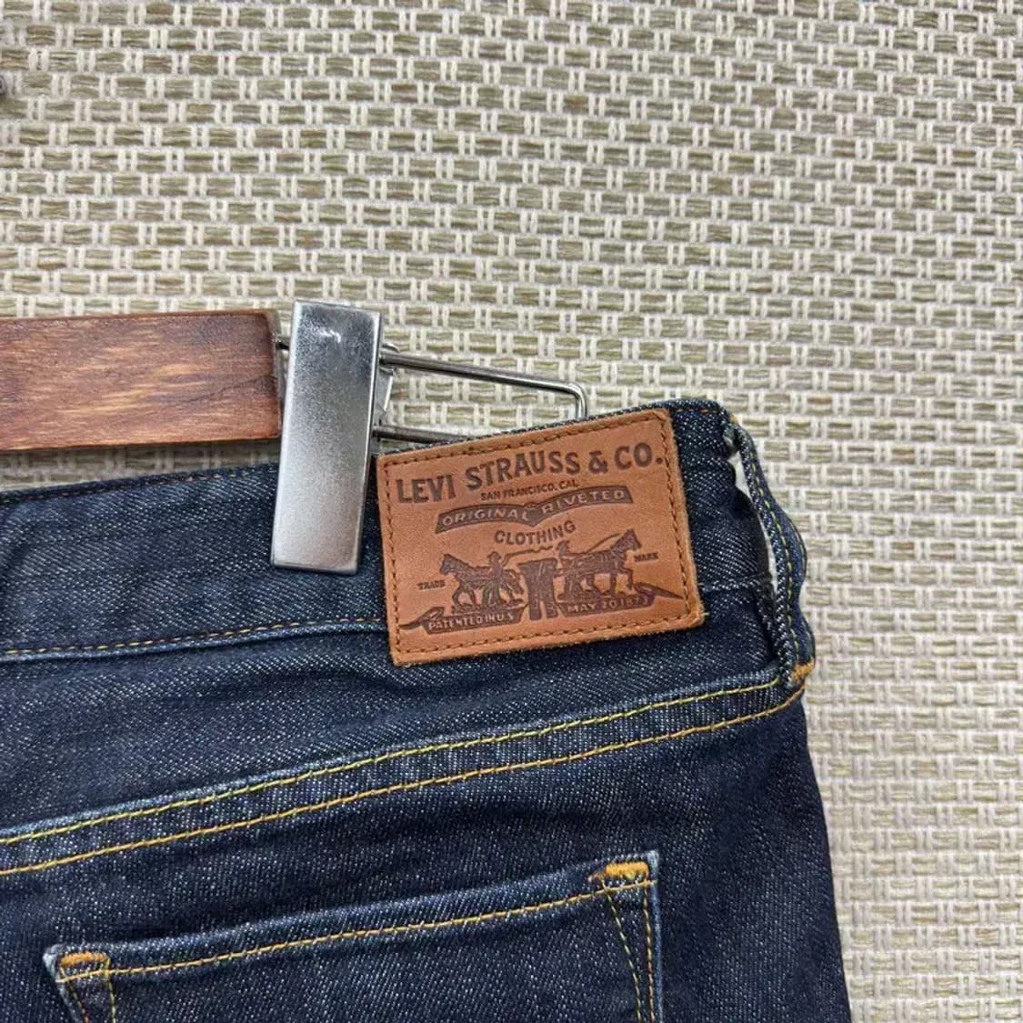 리바이스 타이트 스트레이트 데님 청바지 27인치 A03122 상품이미지3