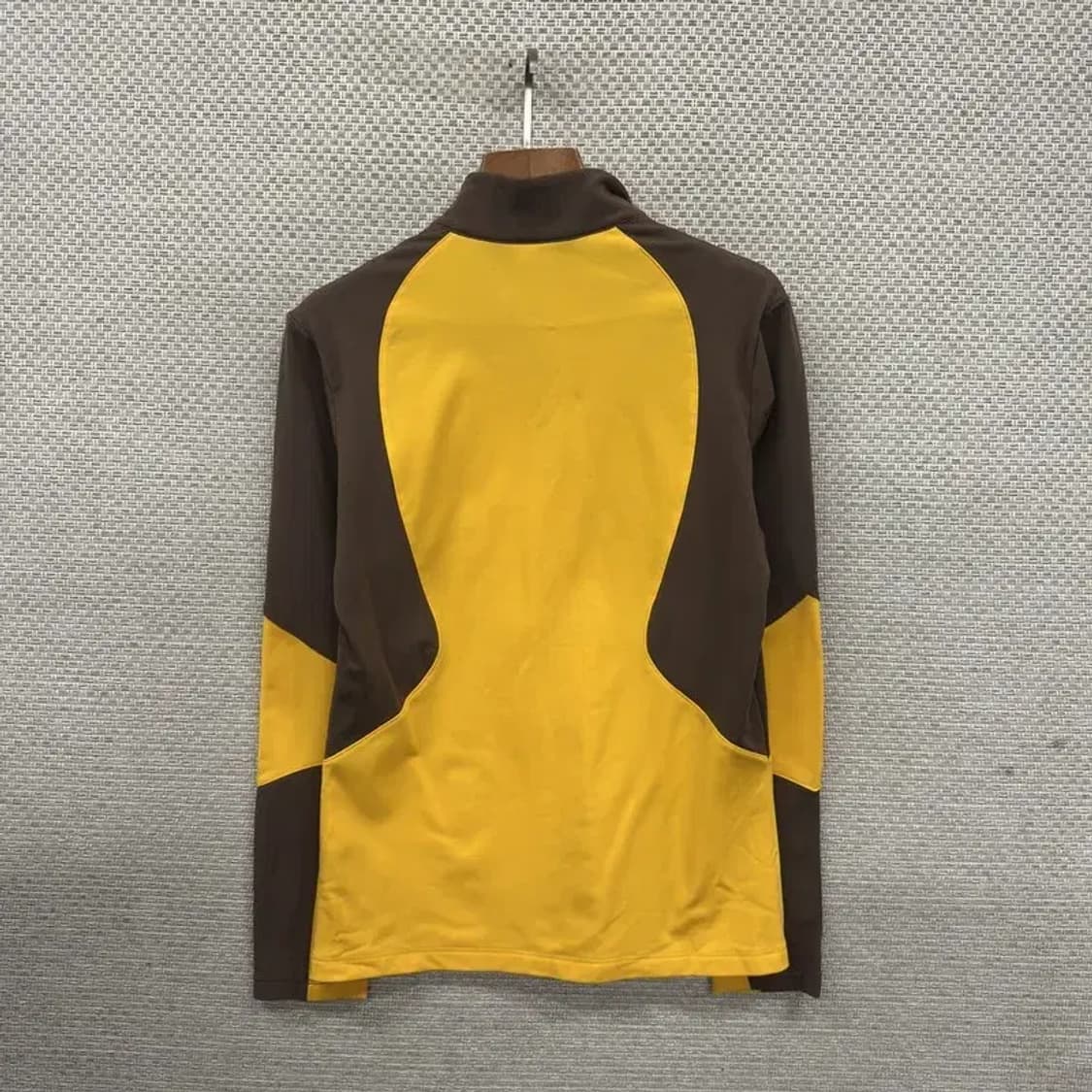 네파 아웃도어 자수로고 가을 반집업 긴팔티 90 A03166 상품이미지2