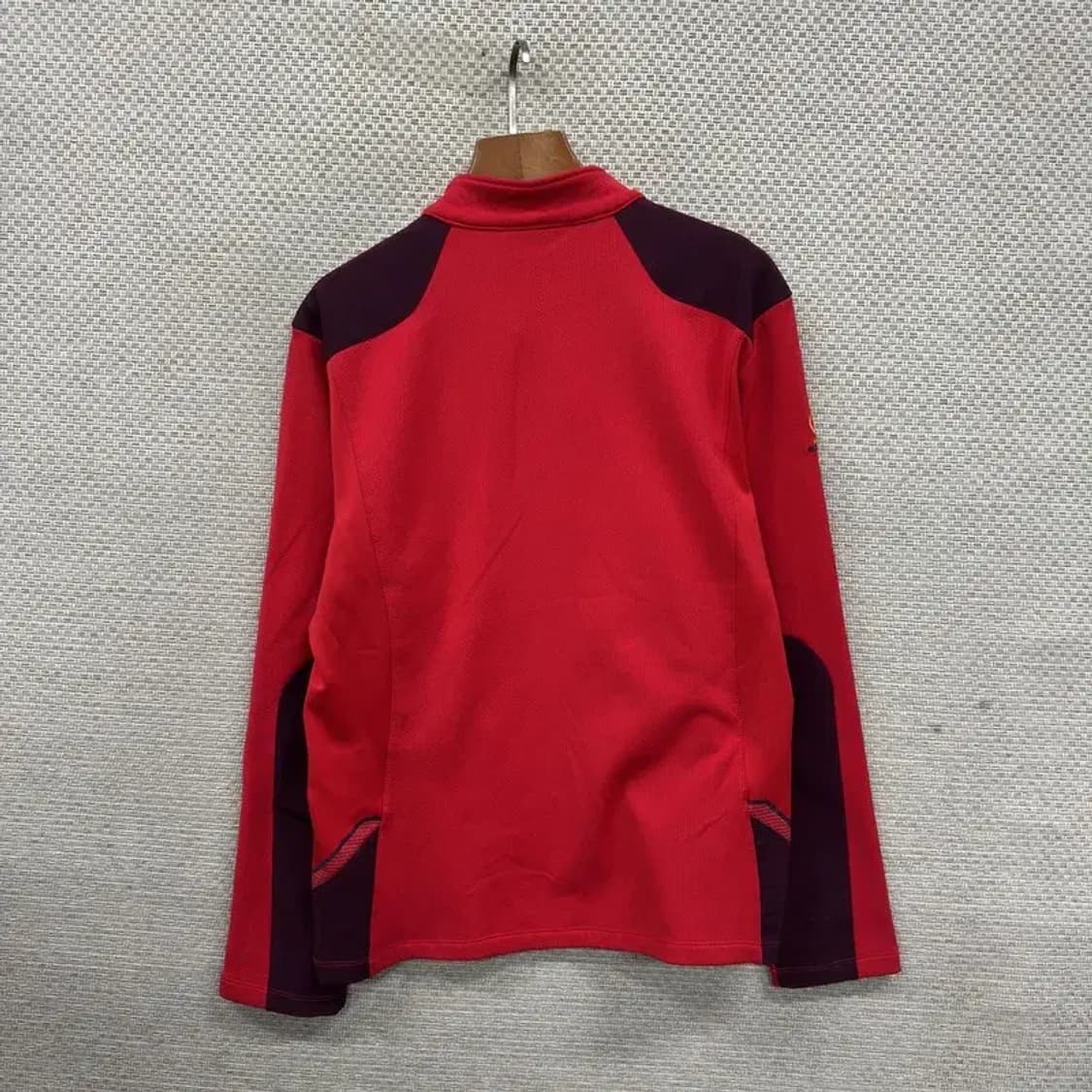 코오롱스포츠 아웃도어 자수로고 반집어 긴팔티 105 A03182 상품이미지2