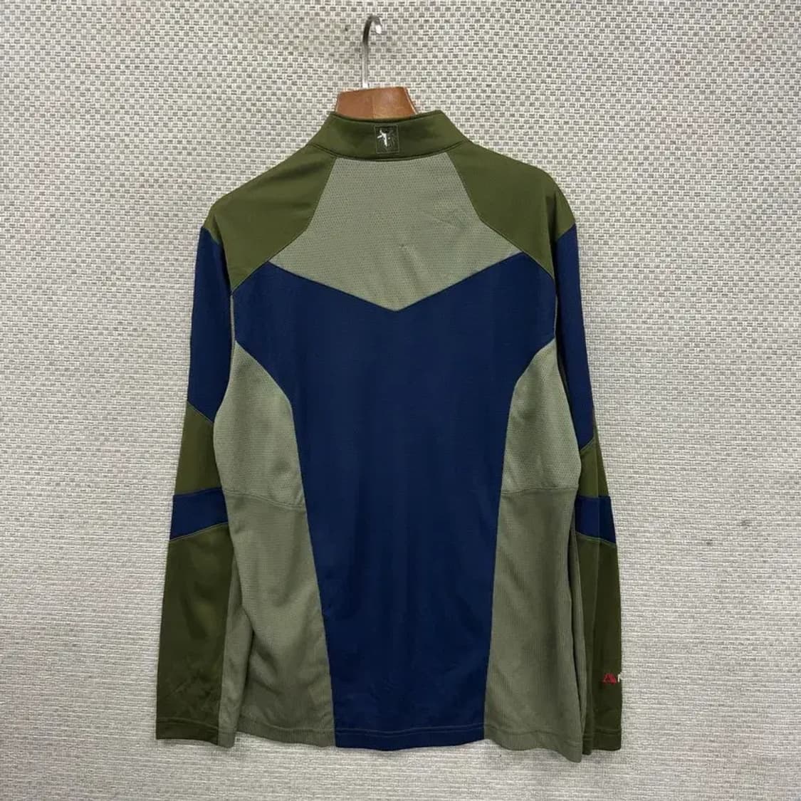 블랙야크 아웃도어 자수로고 반집업 긴팔티 100 A03190 상품이미지2