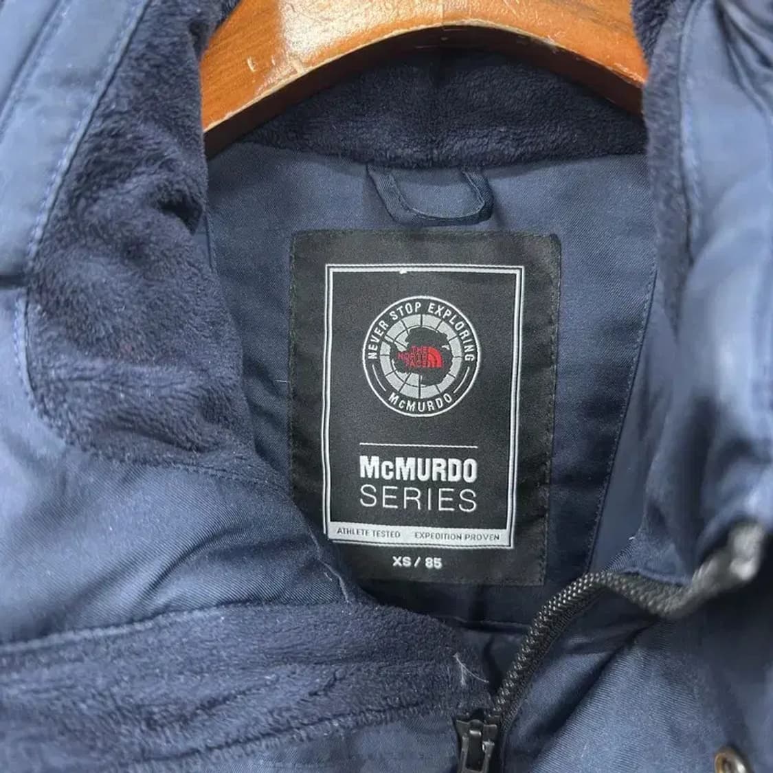 노스페이스 맥머도 자수로고 오리털 덕다운 패딩 점퍼 XS A03271 상품이미지3