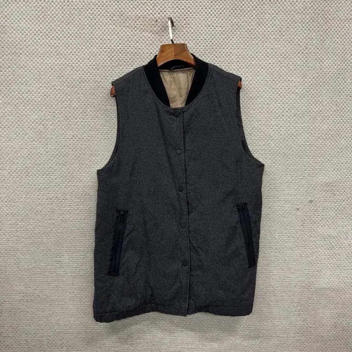 블랙야크 아웃도어 캐주얼 조끼 베스트 100 A03340 상품이미지1