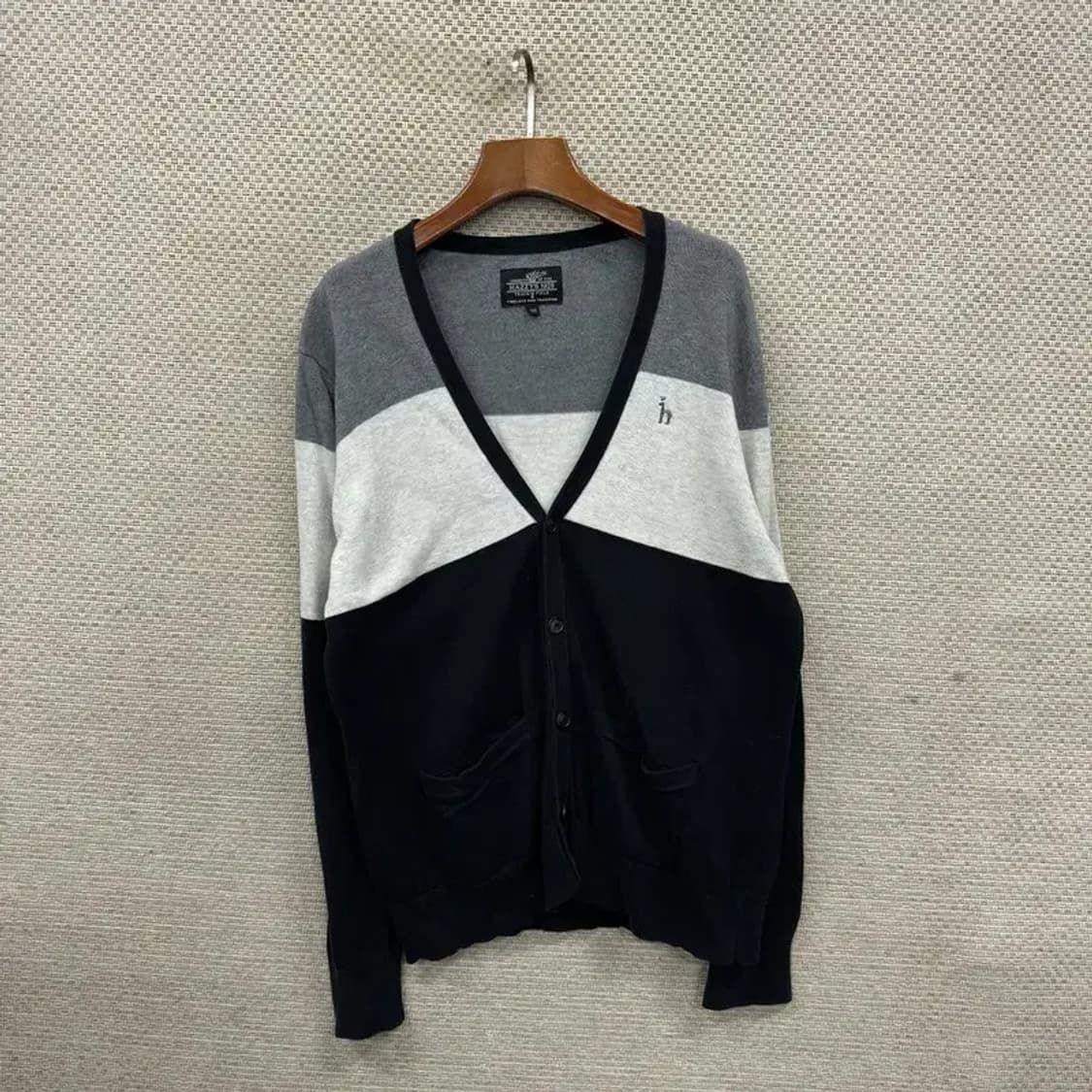 헤지스 캐주얼 자수로고 코튼 니트 가디건 100 A03349 상품이미지1