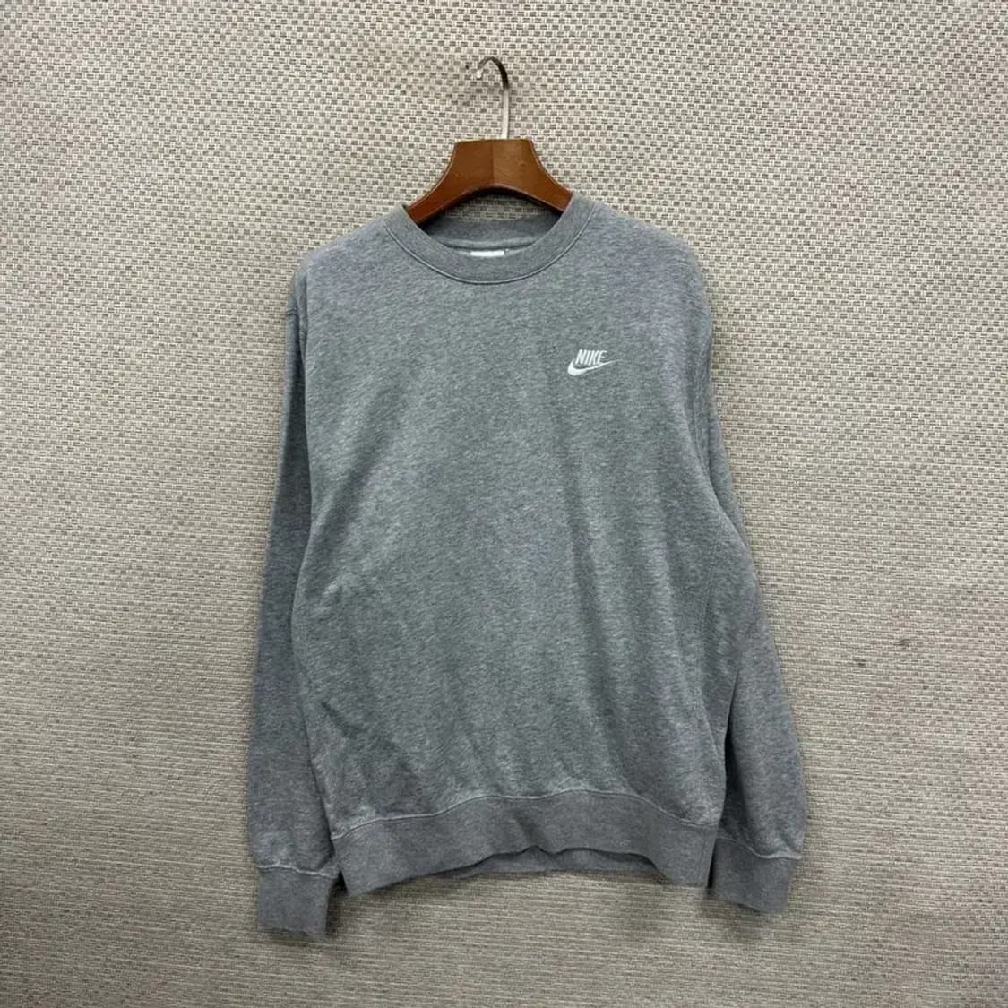 나이키 캐주얼 자수로고 스웻셔츠 맨투맨 S A03352 상품이미지1