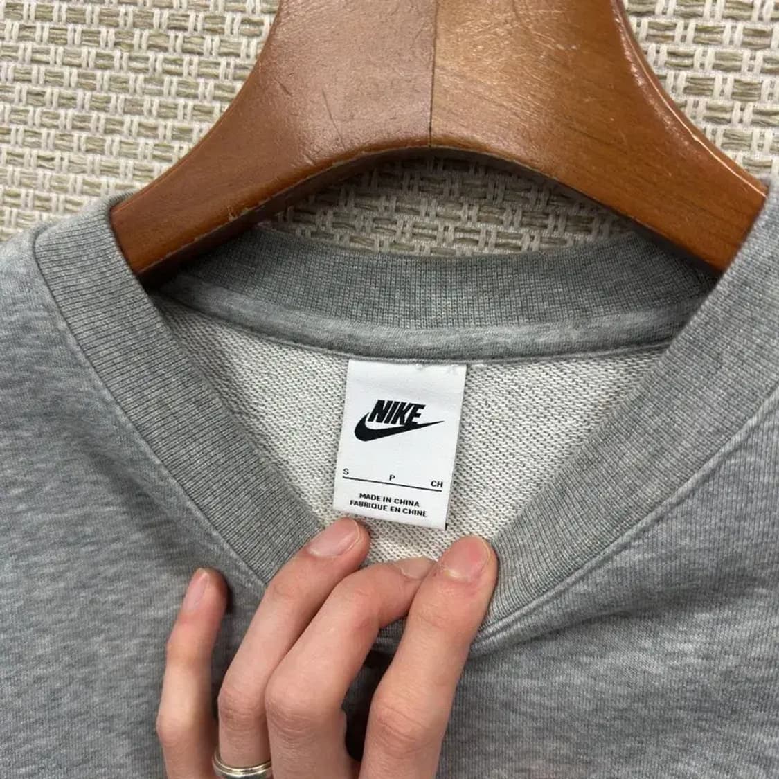 나이키 캐주얼 자수로고 스웻셔츠 맨투맨 S A03352 상품이미지3