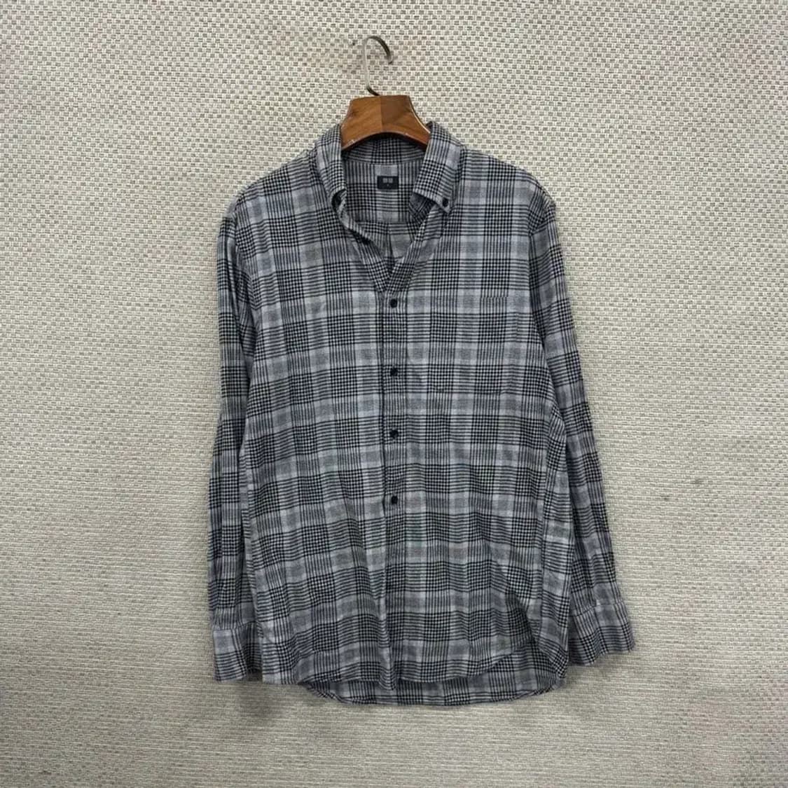 유니클로 캐주얼 긴팔 체크 셔츠 S A03325 상품이미지1