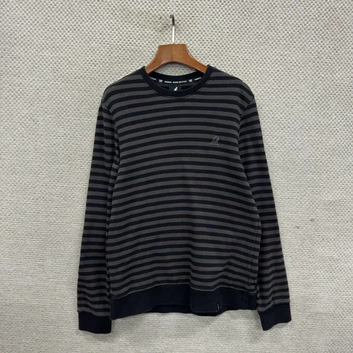 캉골 캐주얼 자수로고 스트라이프 스웻셔츠 맨투맨 M A03346 상품이미지1