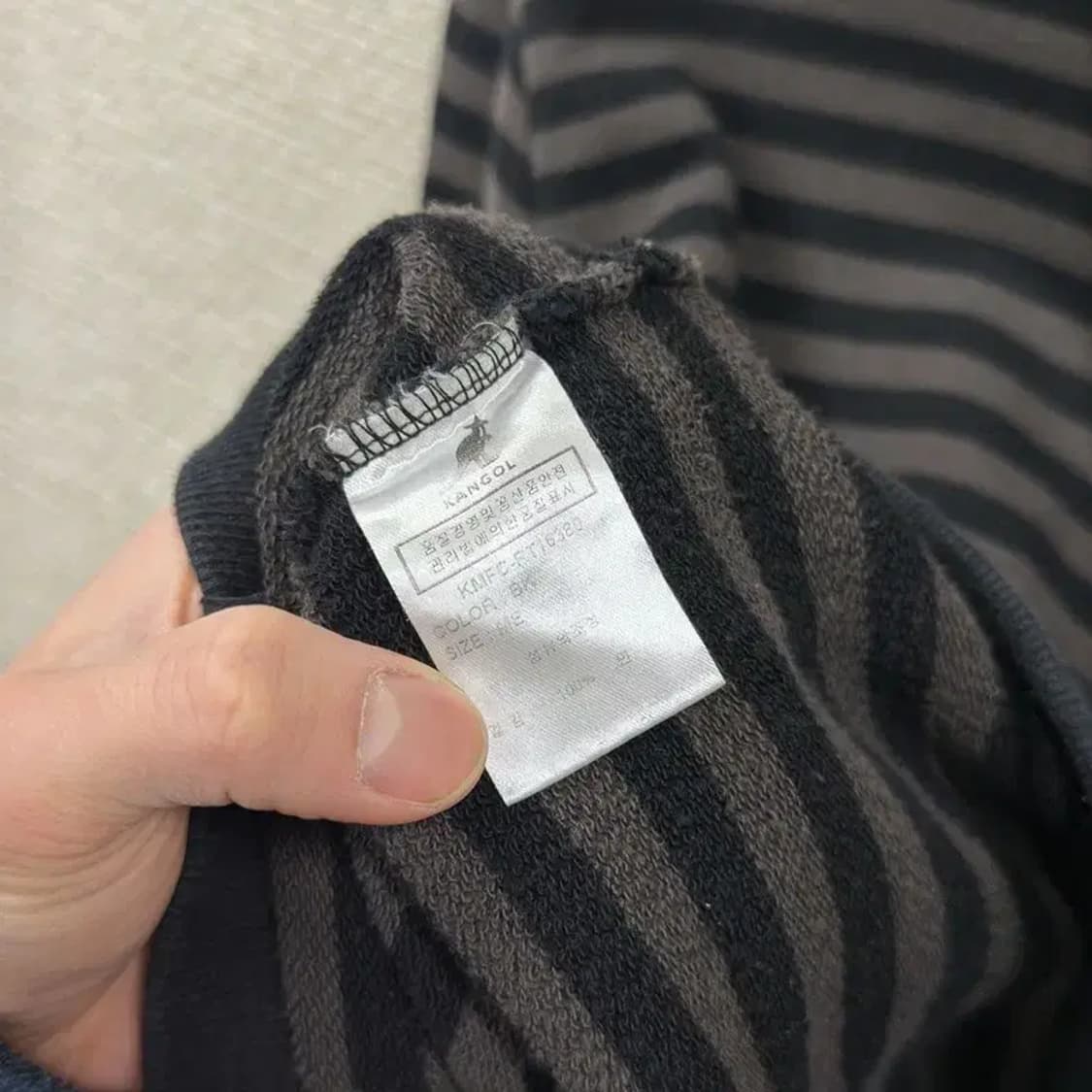 캉골 캐주얼 자수로고 스트라이프 스웻셔츠 맨투맨 M A03346 상품이미지4