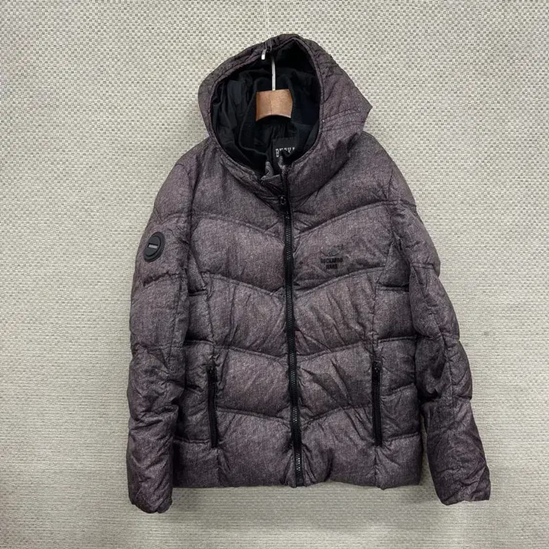 버커루 캐주얼 스트릿 프린팅로고 패딩 점퍼 L A03423 상품이미지1