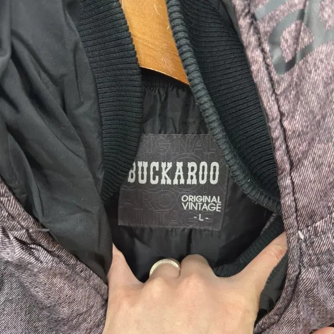 버커루 캐주얼 스트릿 프린팅로고 패딩 점퍼 L A03423 상품이미지3