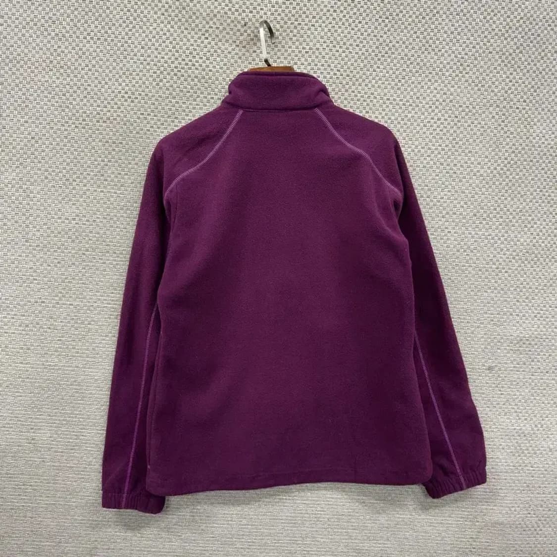 아식스 아웃도어 등산 자수 후리스 집업 100 A03496 상품이미지2