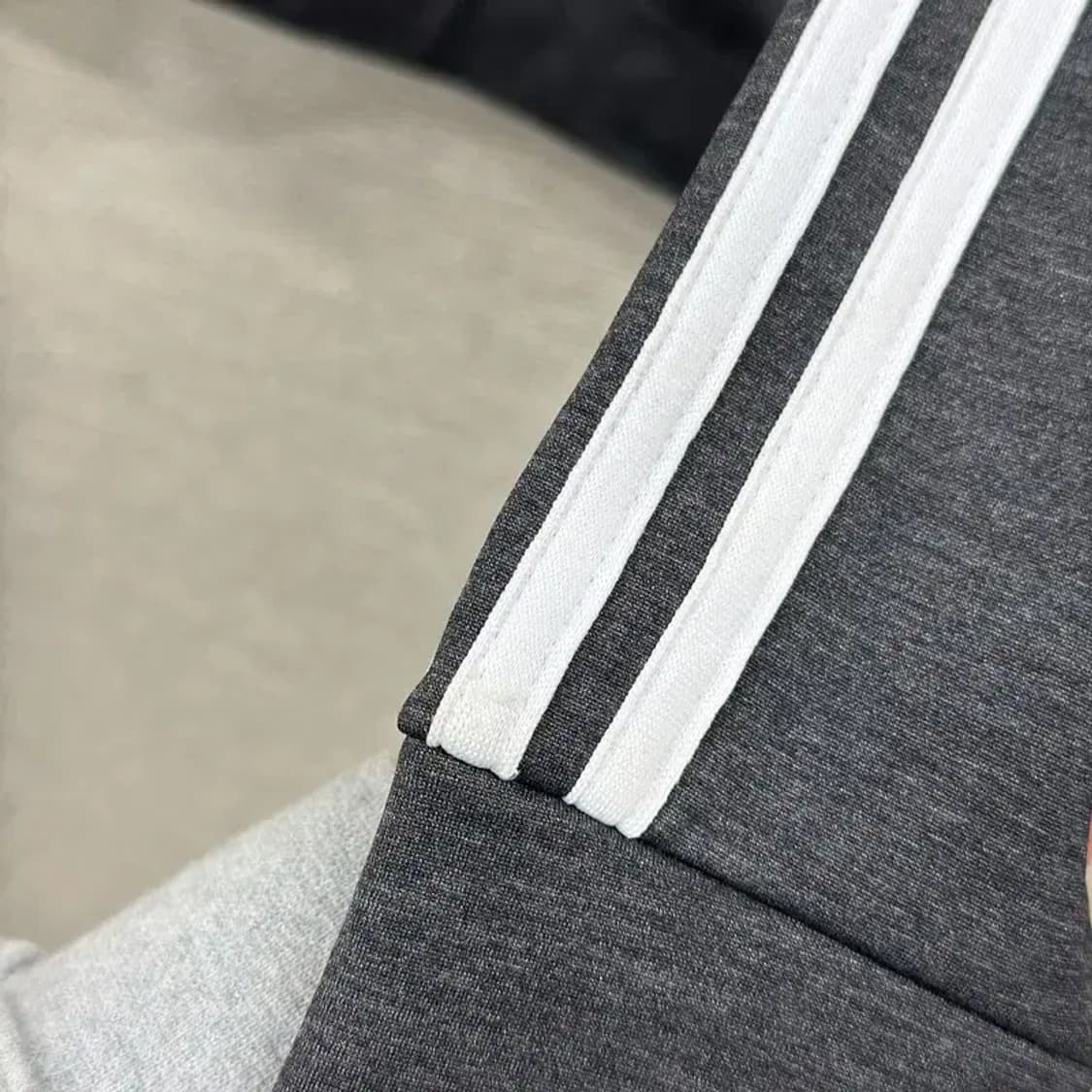 아디다스 캐주얼 약기모 자수 후드집업 져지 트랙탑 XS A03503 상품이미지6