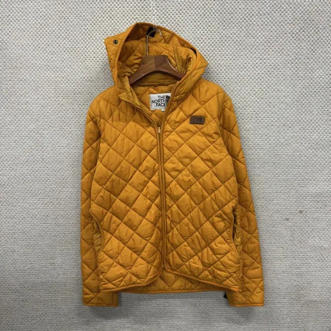 노스페이스 아웃도어 화이트라벨 퀄팅 경량 자켓 95 A03567 상품이미지1